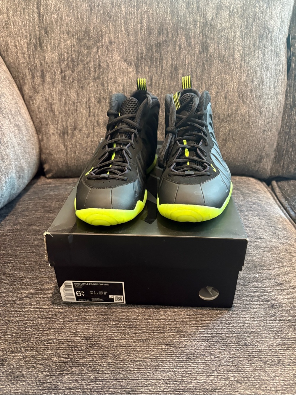 Kids Black and Neon Green Athletic Sneakers size 6.5 youth